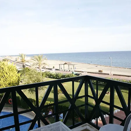 Hotel Ele La Perla 3*
