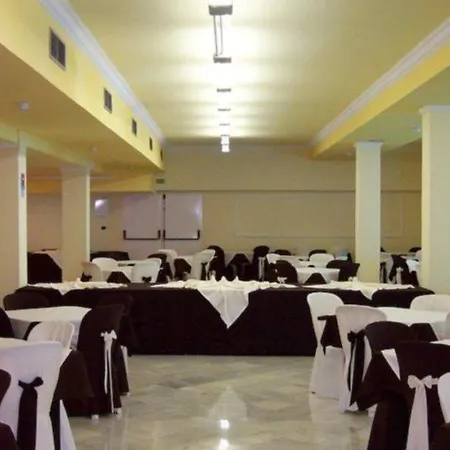 Ele La Perla Hotel 3*