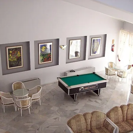 Hotel Ele La Perla